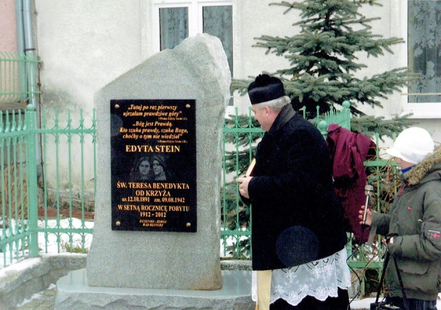 Denkmal für Edith Stein in Bad Reinerz