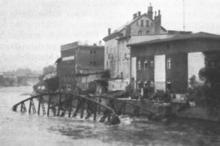 Weggeschwemmte Königshainer Brücke