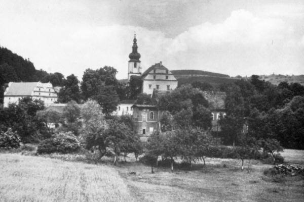 Teilansicht mit Scharfeneck