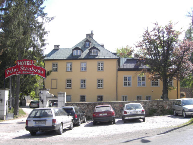 Schloß-Straßenseite